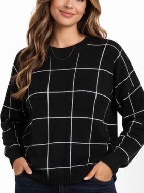 Tahari Black White Crew Sweater Large